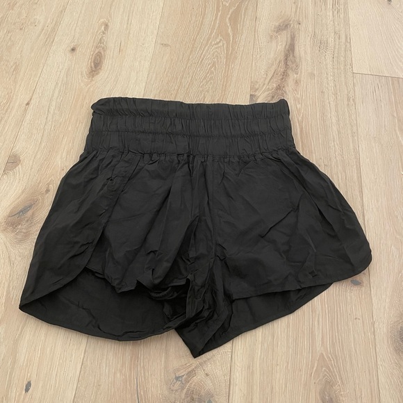 Free People The Way Home shorts in black - Picture 5 of 6